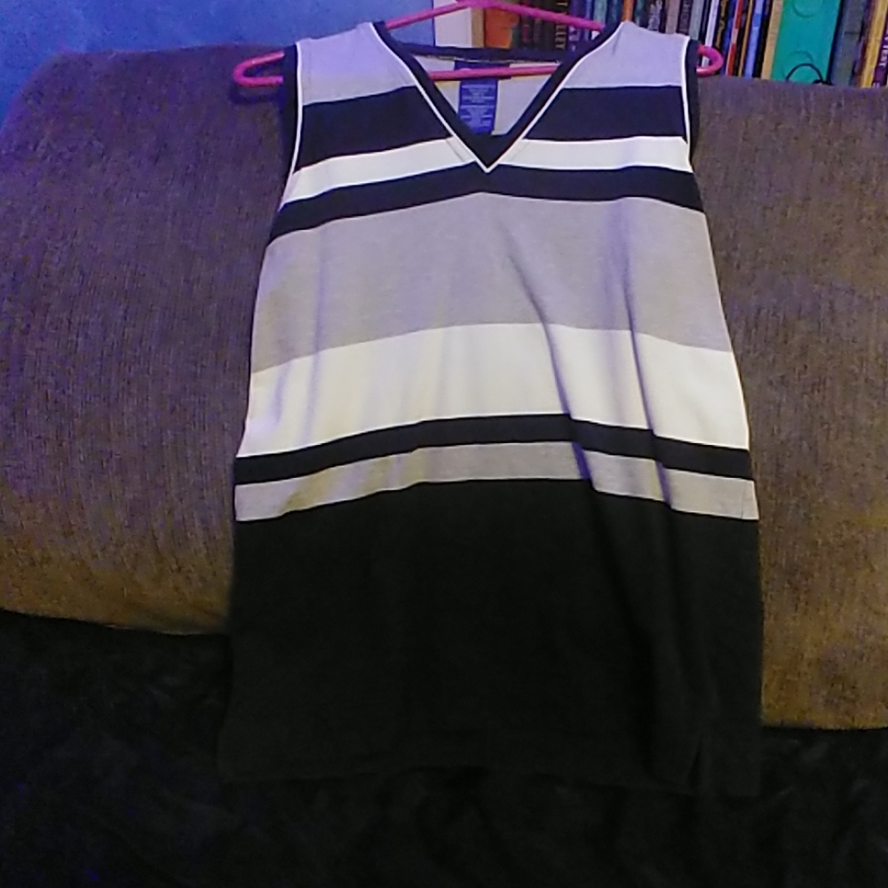 Womens Sleeveless tank top